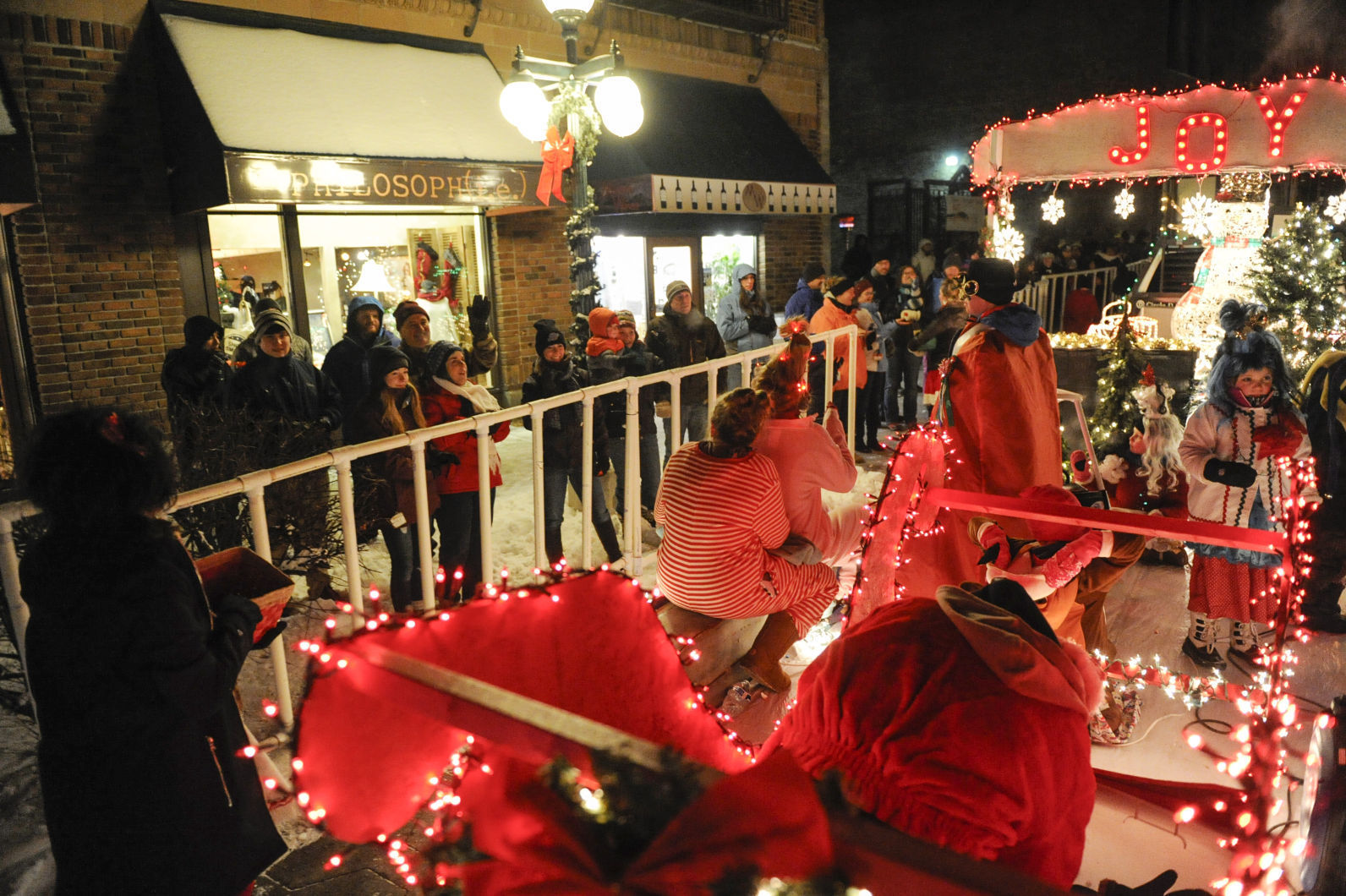 Helenans line the Walking Mall in 2015